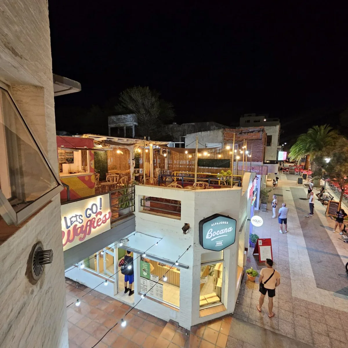 LOCAL EN VENTA EN MONTE HERMOSO foto 4