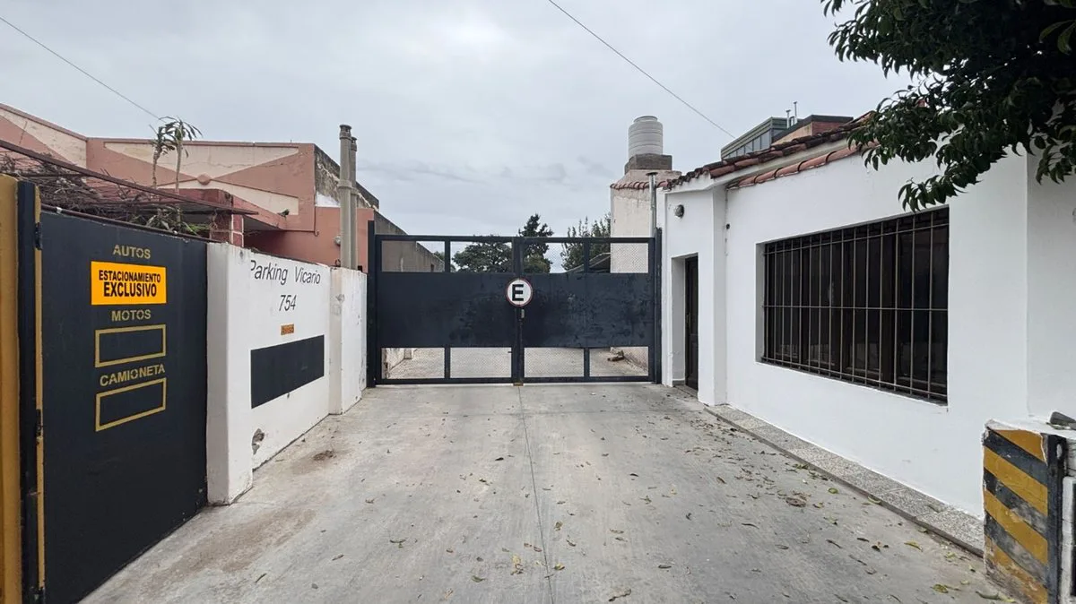 SE VENDE PLAYA CÉNTRICA + DEPTO CON RENTA MENSUAL foto 2