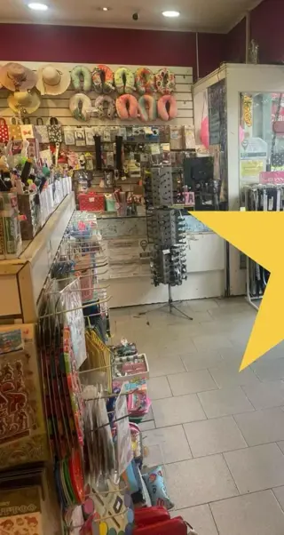 Excelente local a la Venta En Parque Patricios foto 5