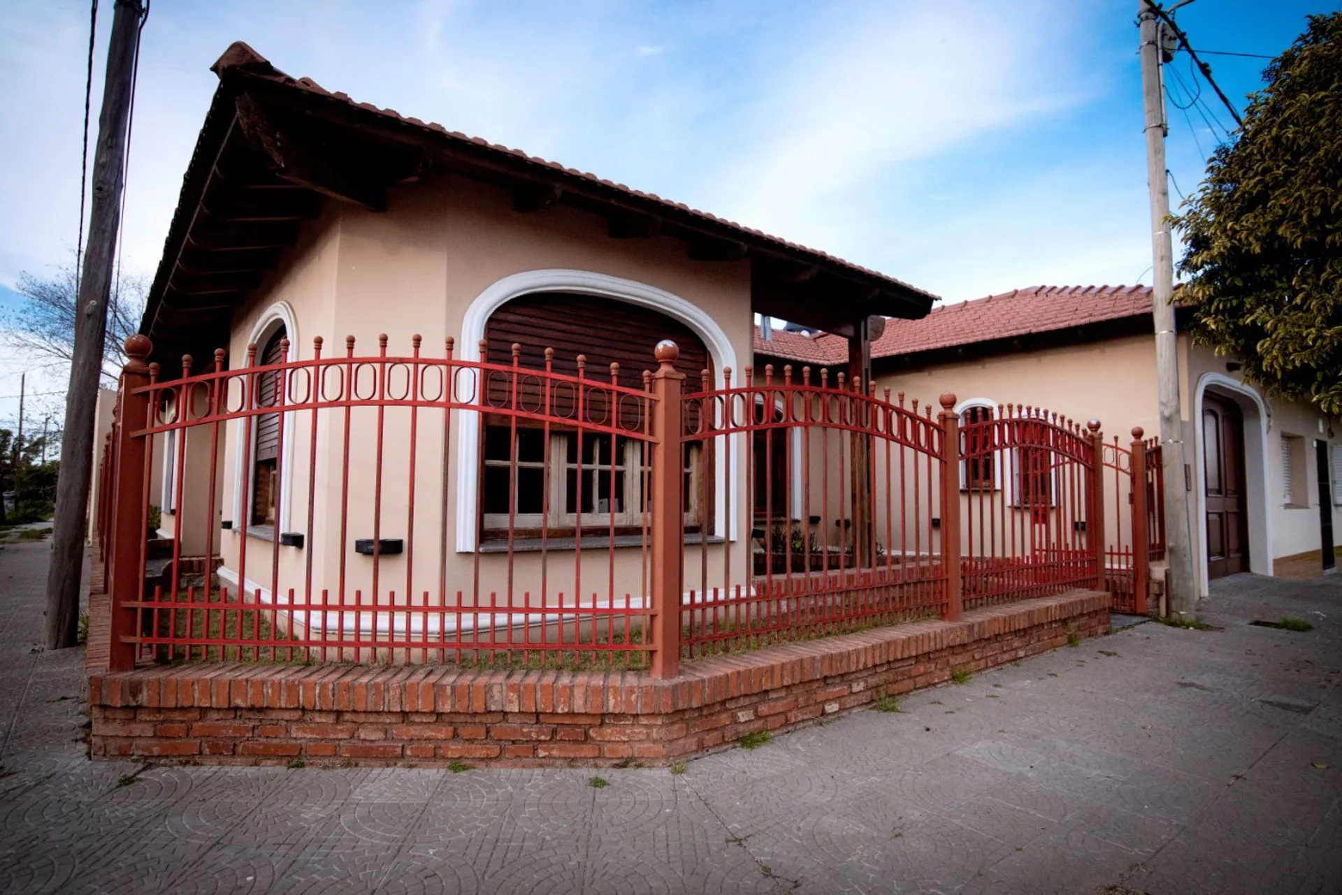 Casa 3 Dorm - 2 Baños - Garage y Patio chico foto 4