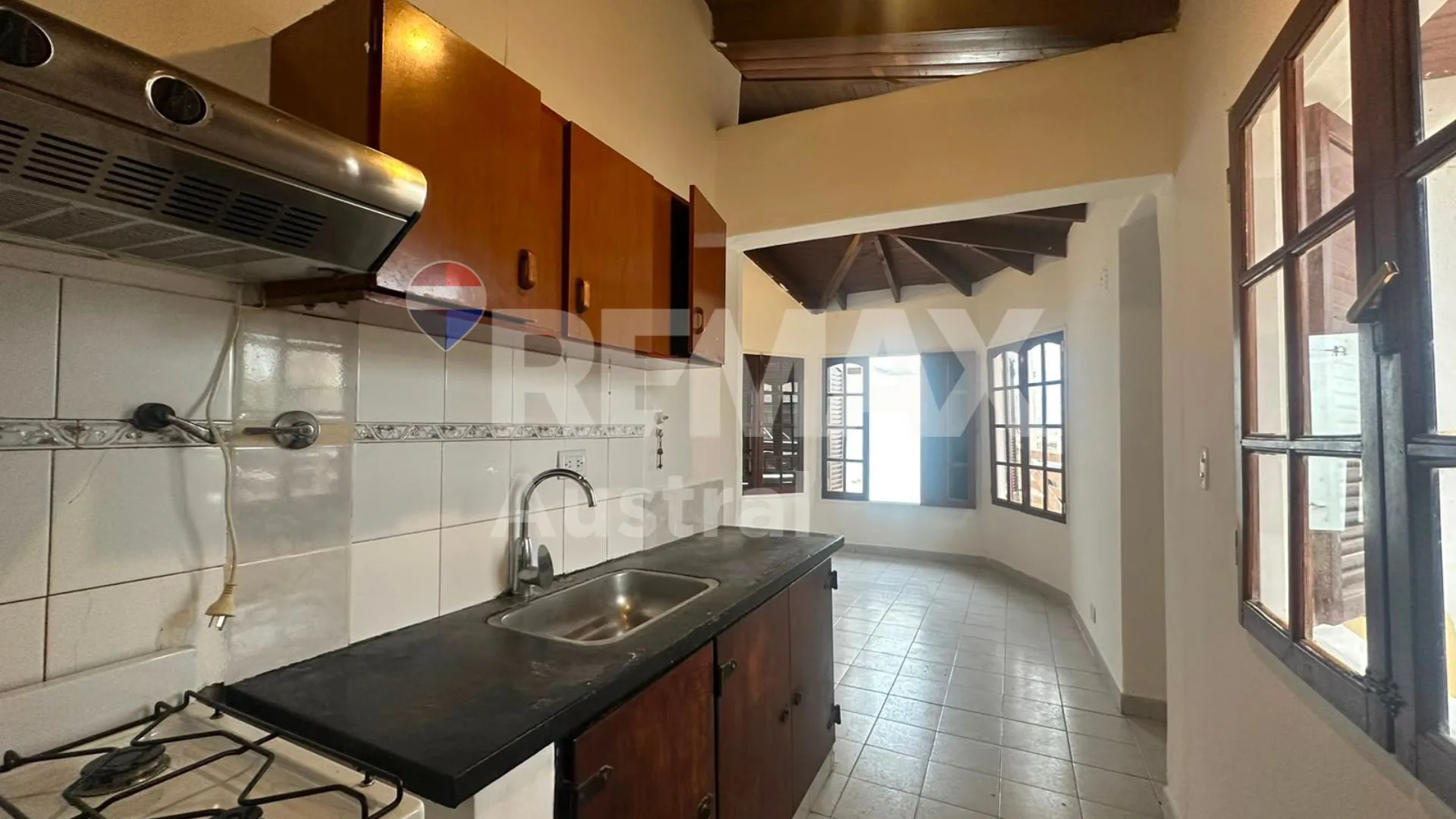 casa 3 dormitorios km5 foto 3