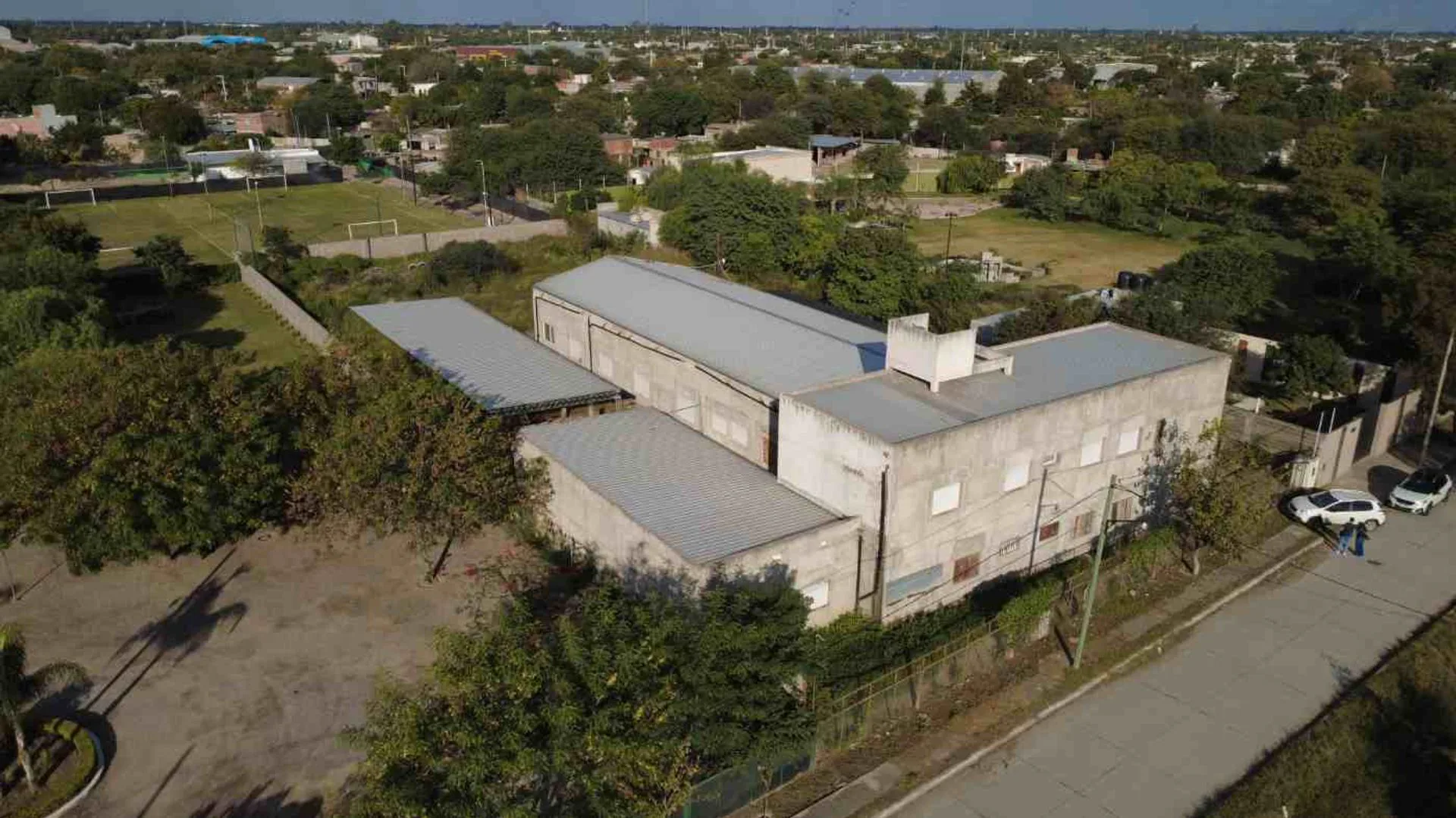 VENTA EDIFICIO IDEAL ESCUELA O CLINICA foto 2