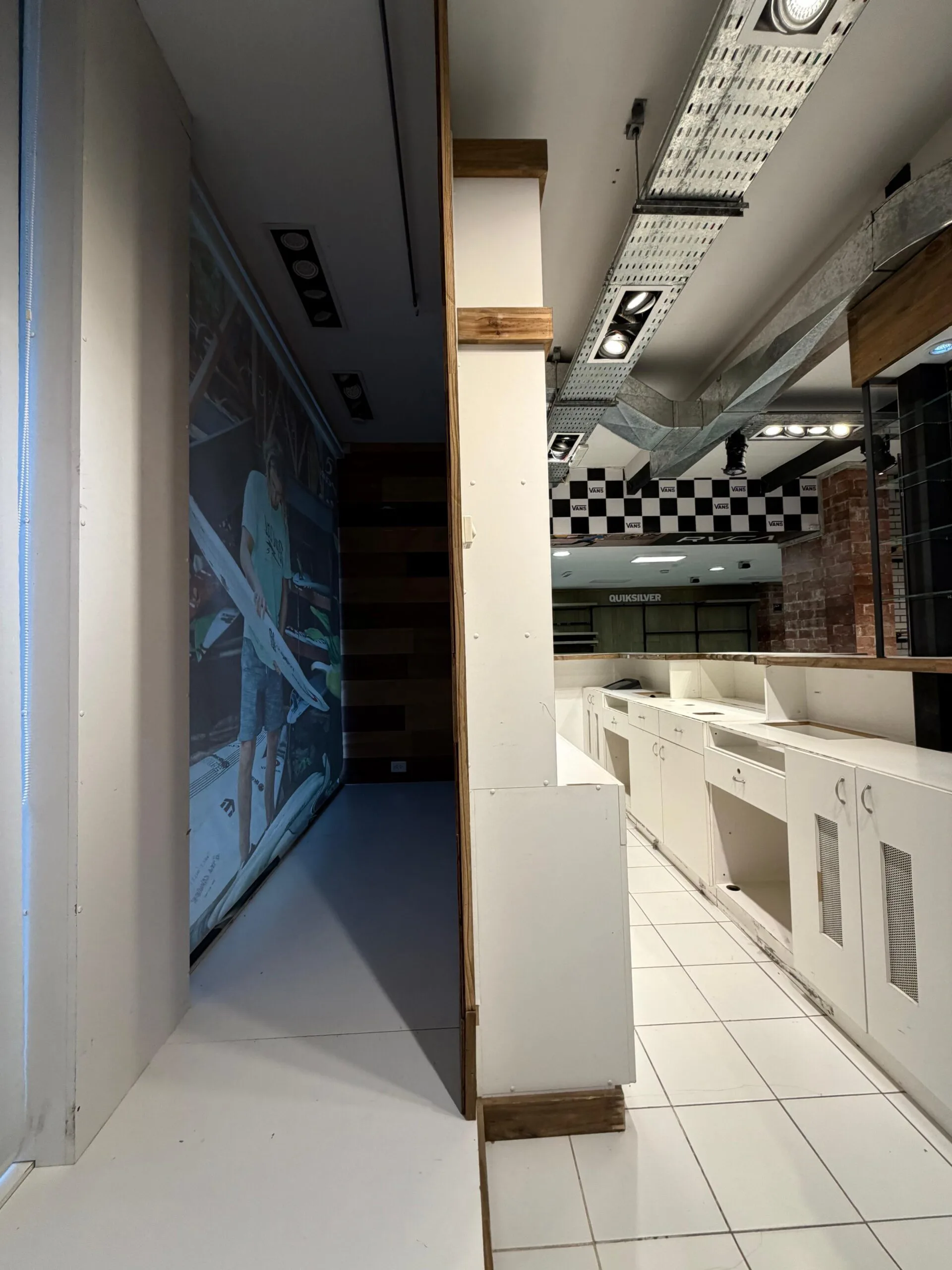 ALQUILER – LOCAL – CENTRO foto 4