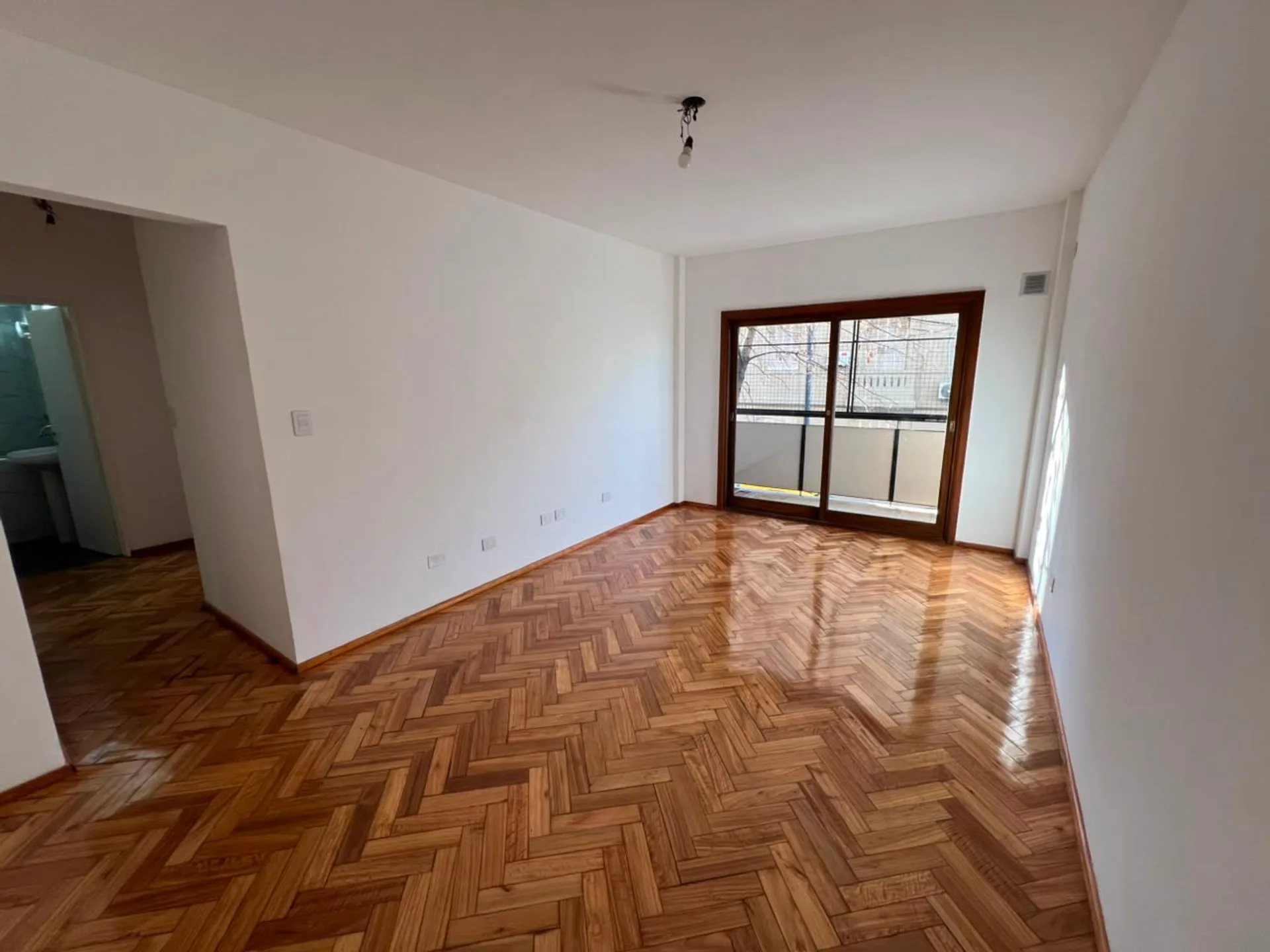 VENTA 3 AMB A ESTRENAR EN ALMAGRO foto 3