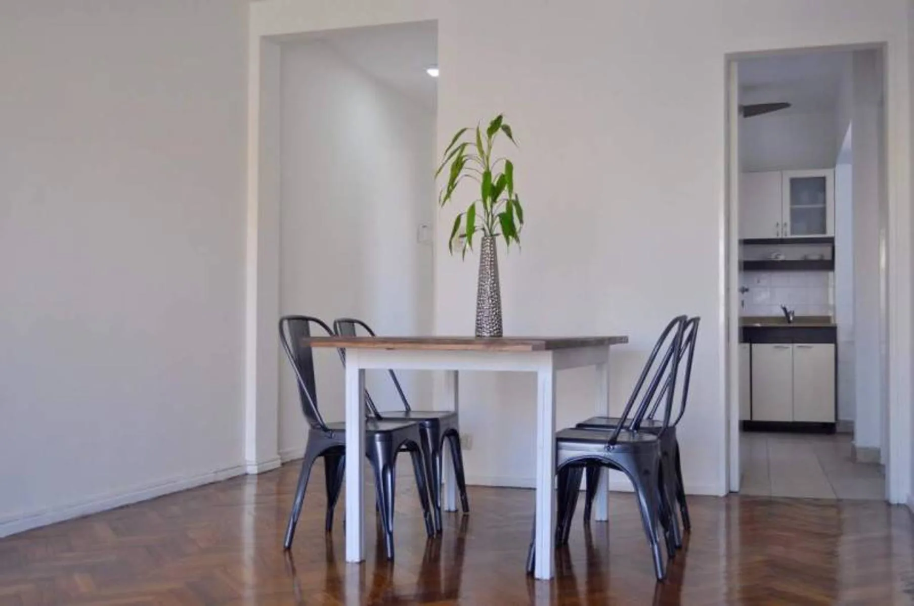 3-bedroom apartment in Núñez – photo 2 of 9