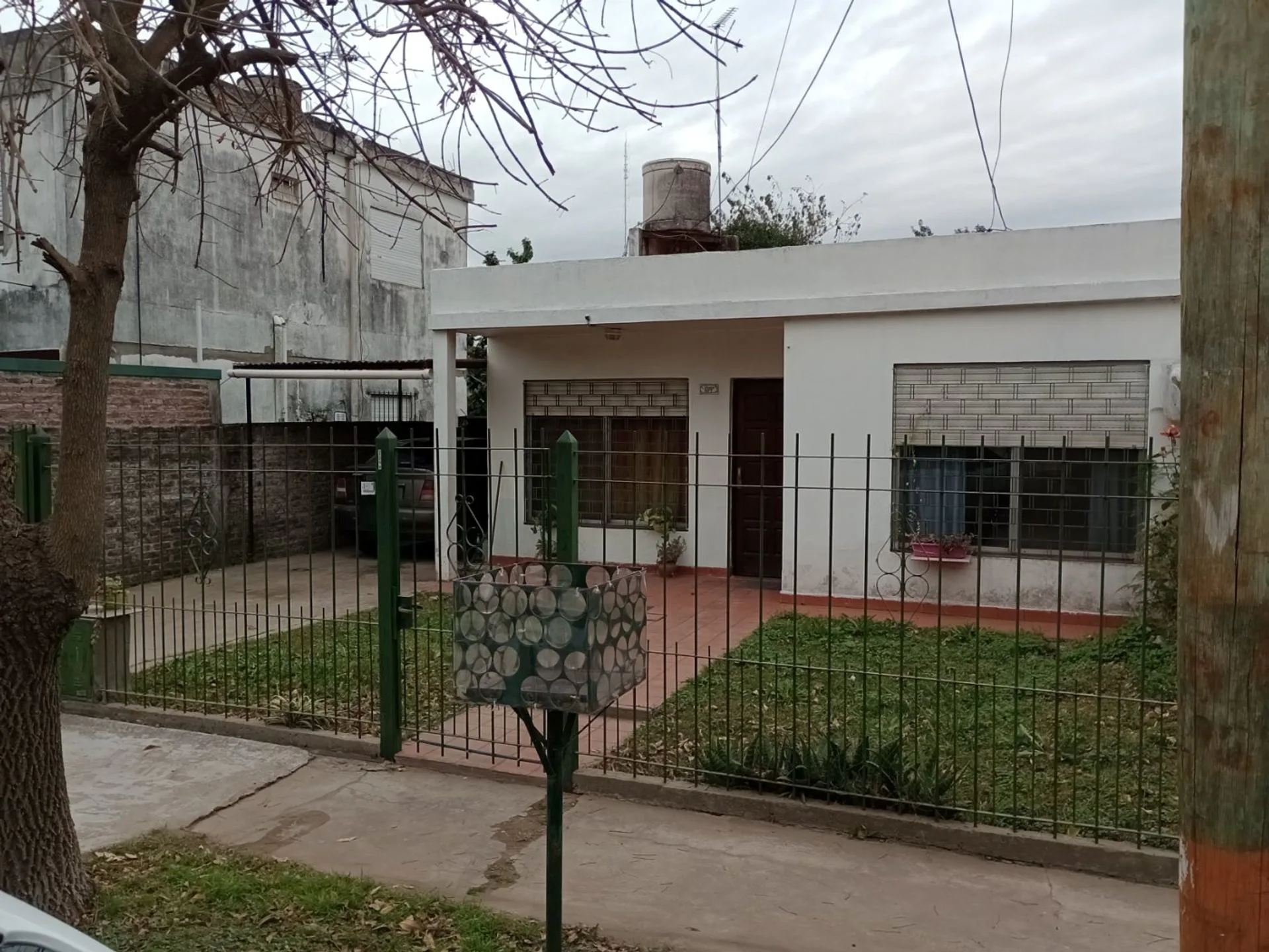 VENTA CASA 2 DORM JARDIN COCH GARIN BARRIO CABOT foto 2
