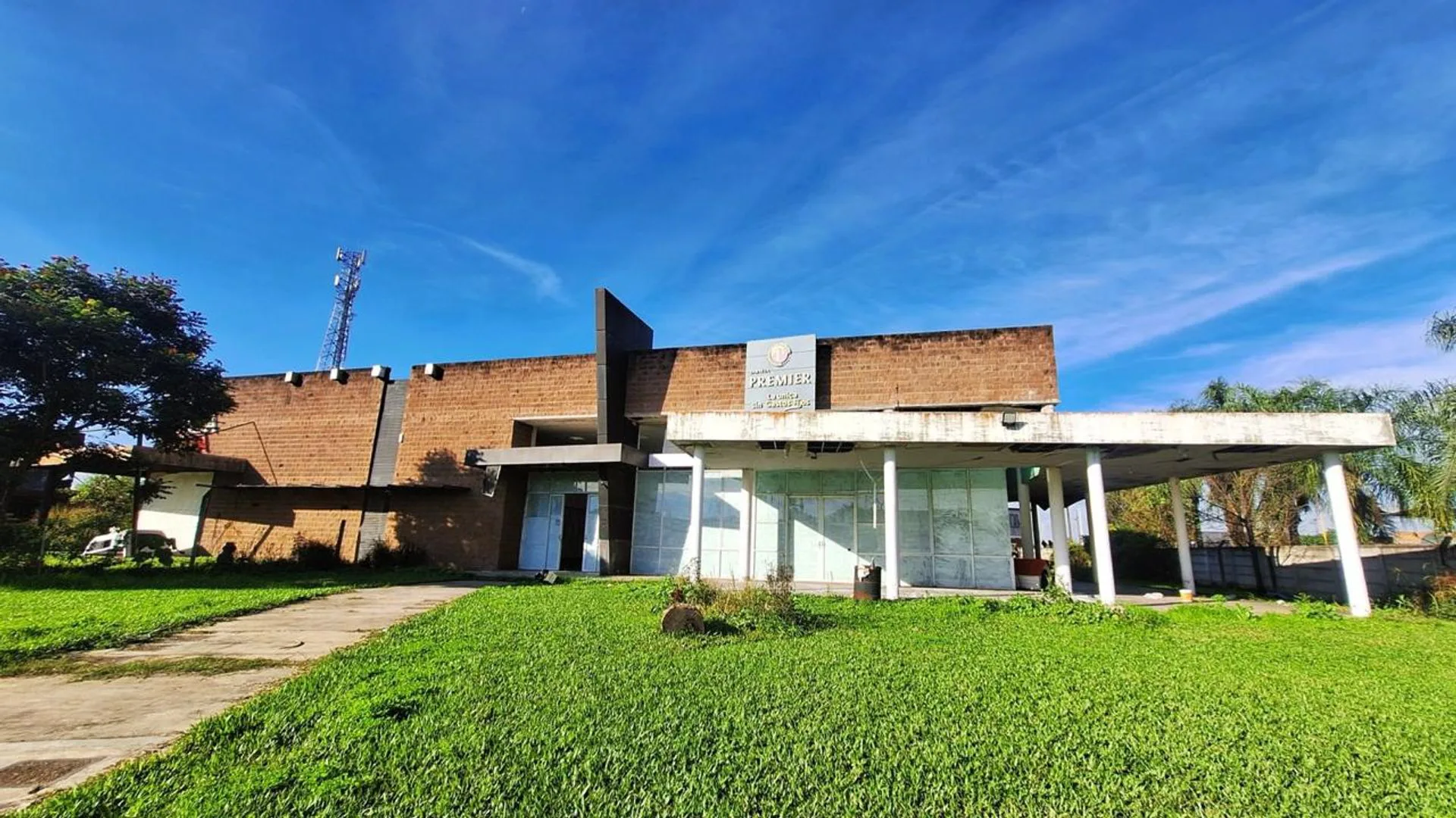 VENTA LOCAL COMERCIAL SOBRE RUTA 38 AGUILARES foto 4