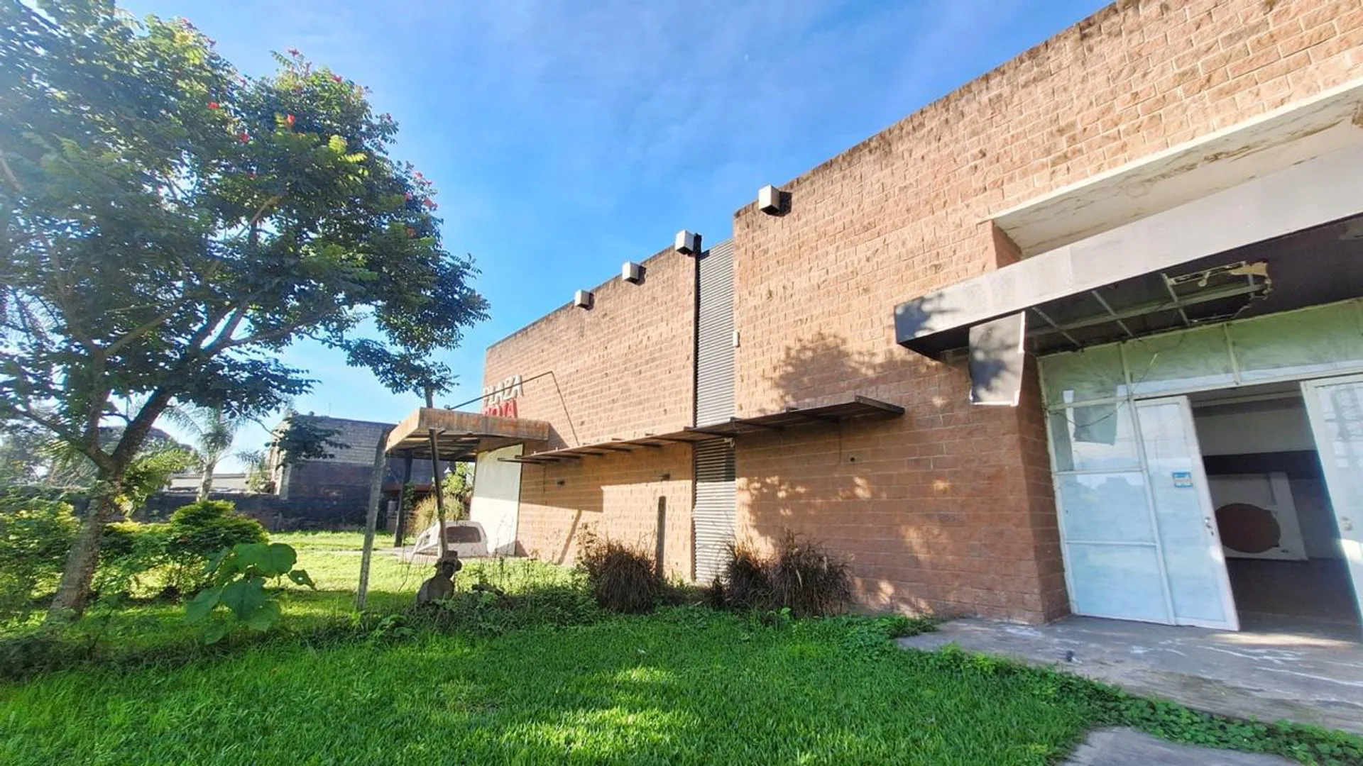VENTA LOCAL COMERCIAL SOBRE RUTA 38 AGUILARES foto 5