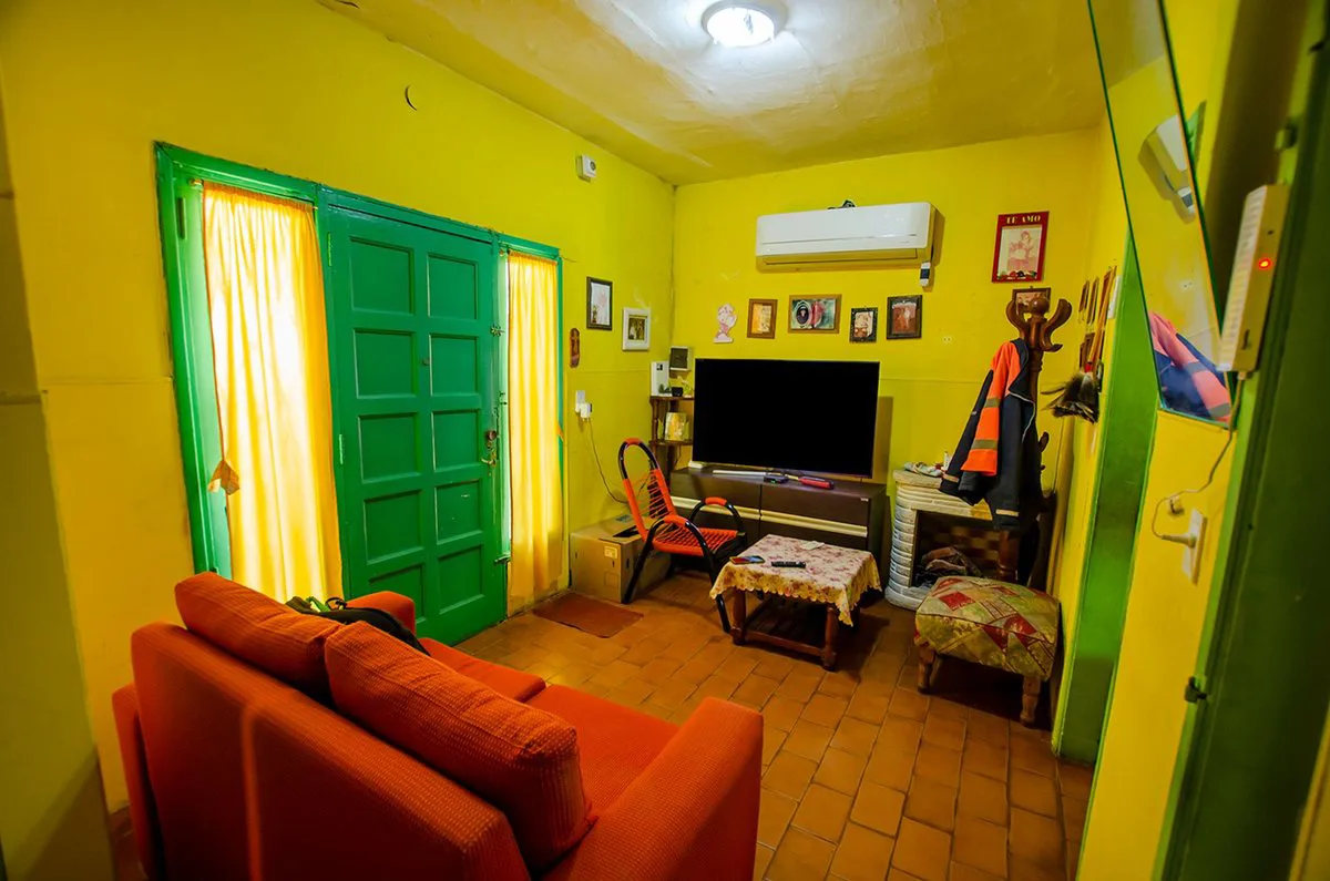 CASA EN VENTA EN MONTE GRANDE SOBRE LOTE DE 220 M2 foto 2