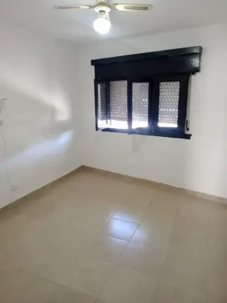 Casa 3 Ambientes En Alquiler, La Tablada foto 1