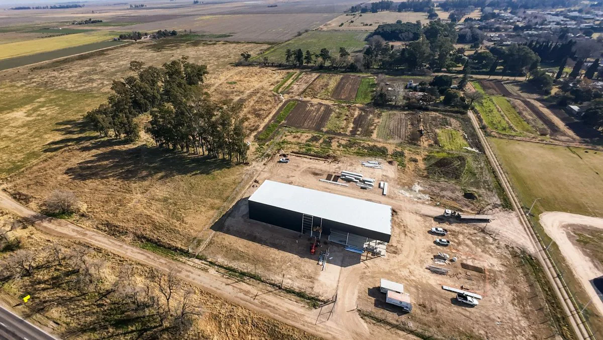 Se vende lote de 3.360 m2 s/Ruta Nac. 33, VT. foto 5