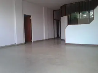 Oficina en Venta Pleno Centro OPORTUNIDAD EMPRESAS!!! foto 5