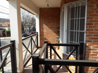 Departamento Triplex en Venta en Caballito, 4 ambientes 4 baños 150 m2 + balcón, patio, terraza, parrilla, 2 cocheras – Galicia 1900 foto 4