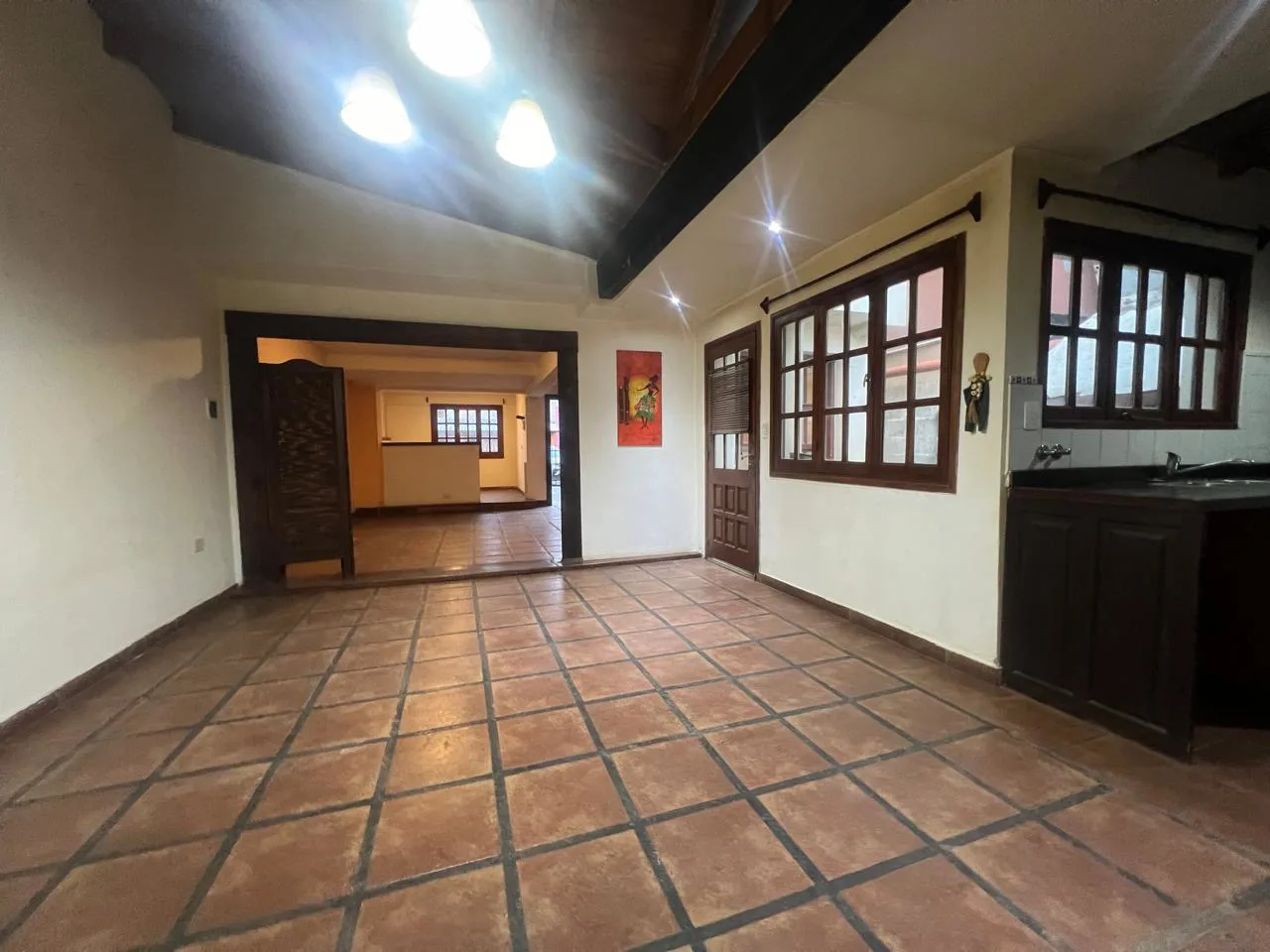 VENTA – CASA 3 DORMITORIOS – BARRIO CHACRA II ESTE foto 3