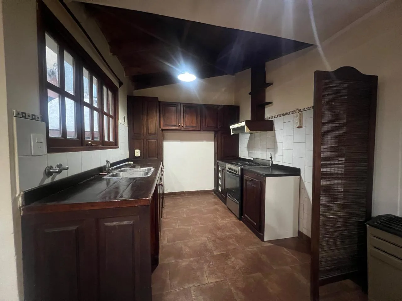 VENTA – CASA 3 DORMITORIOS – BARRIO CHACRA II ESTE foto 4