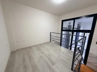 ALQUILER OFICINA A ESTRENAR EN EDIFICIO foto 2