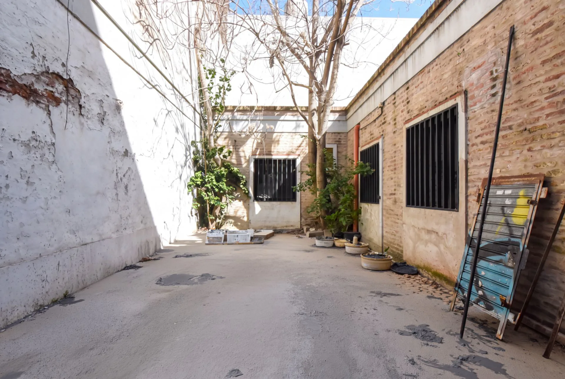 ALQUILER LOCAL COMERCIAL CON PATIO EN VILLA CRESPO foto 3