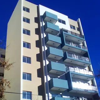 Excelende Departamento 2 dorm con pileta y quincho foto 1