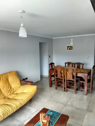 Excelende Departamento 2 dorm con pileta y quincho foto 5