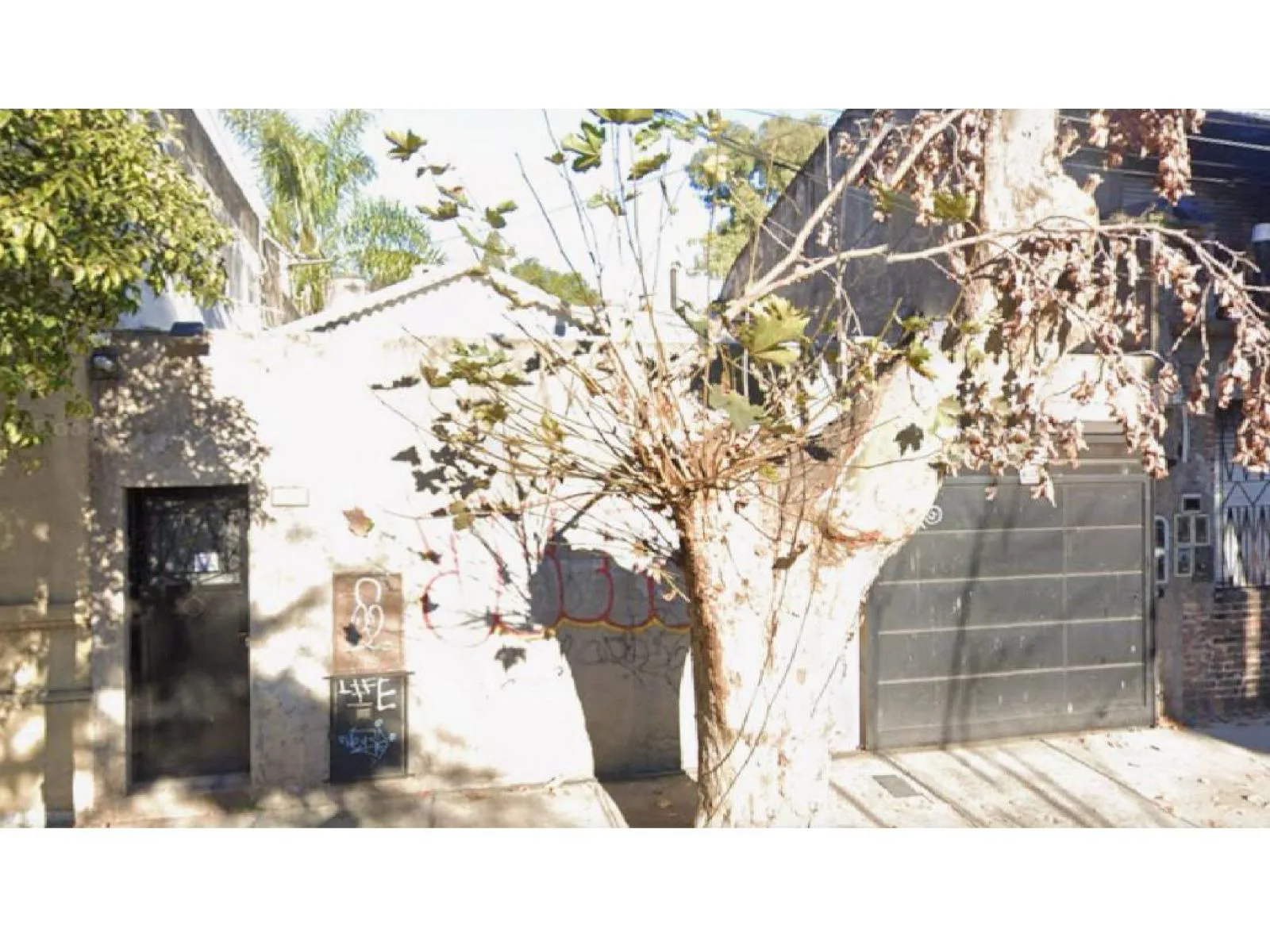 VENTA CASA Y COCHERAS