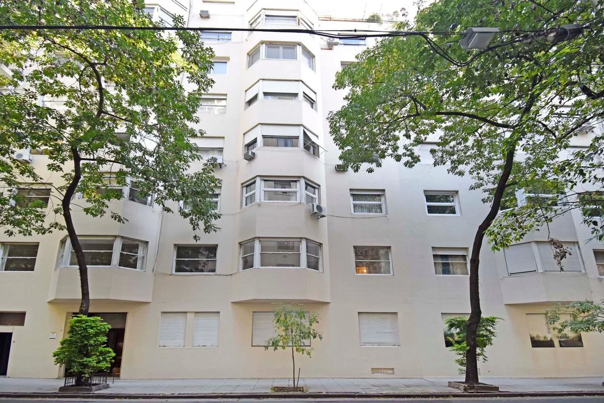 VENDO DEPARTAMENTO RECOLETA 5 AMBIENTES FRENTE foto 4