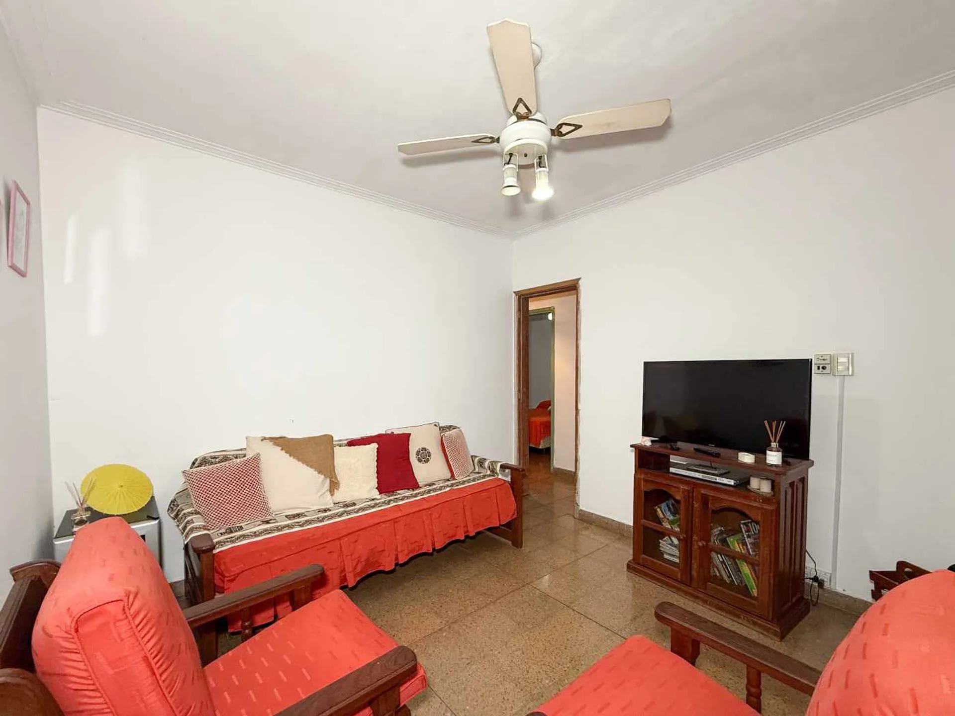 Casa de 2 dormitorios en venta en City Bell foto 3