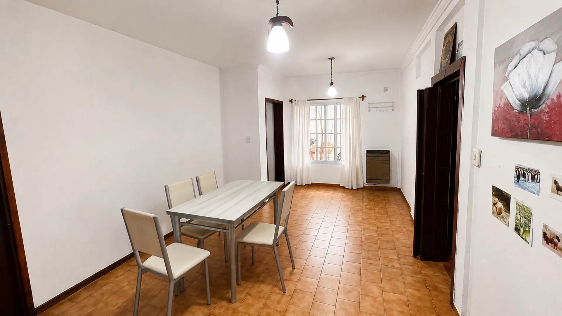 VENTA PH ATRAS 4 AMB C/DEPEND, QUINCHO y GARAGE foto 2