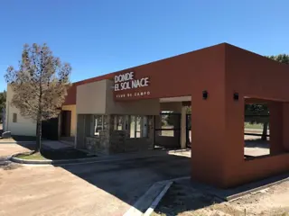 SE VENDEN LOTES EN LOTEO “DONDE EL SOL NACE” –VIEDMA- foto 2