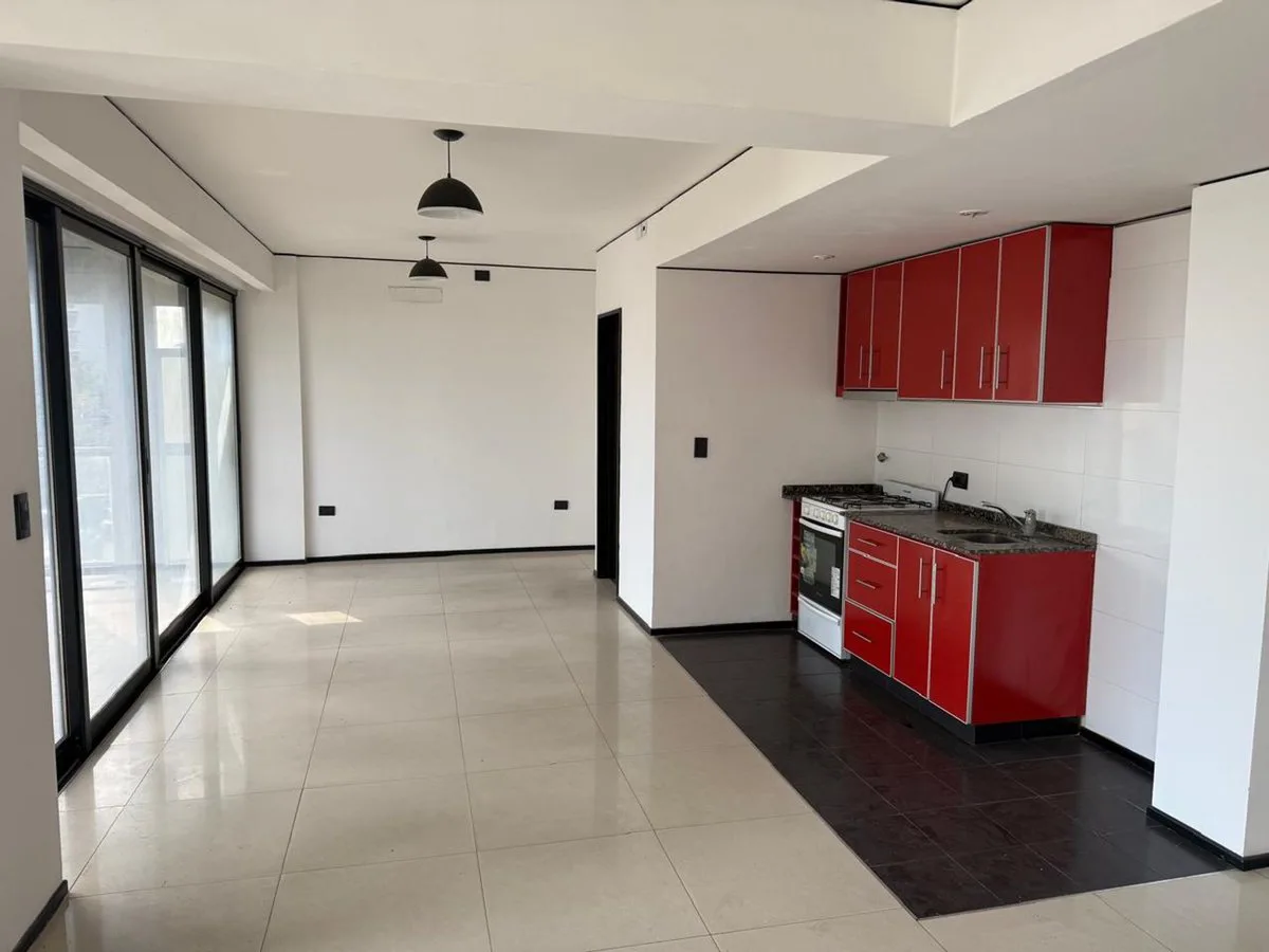 VENTA DEPARTAMENTO 3 AMBIENTES CON COCHERA MORENO foto 3