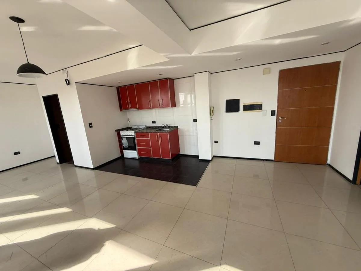 VENTA DEPARTAMENTO 3 AMBIENTES CON COCHERA MORENO foto 4