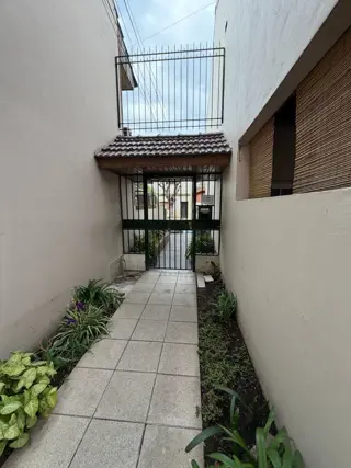 Alquiler duplex Villa Luzuriaga foto 2