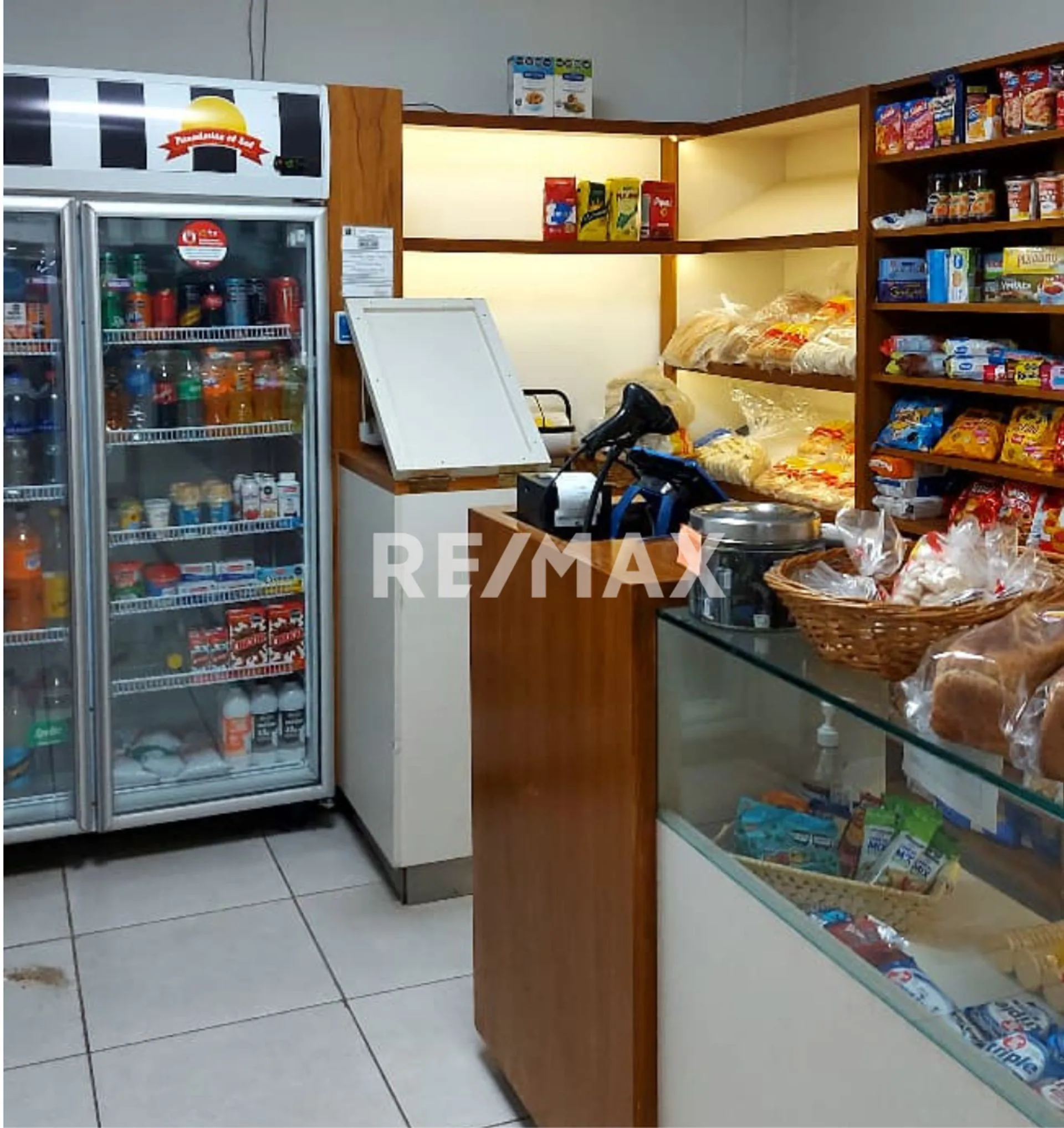 VENTA LOCAL COMERCIAL CENTRICO | CIPOLLETTI foto 3
