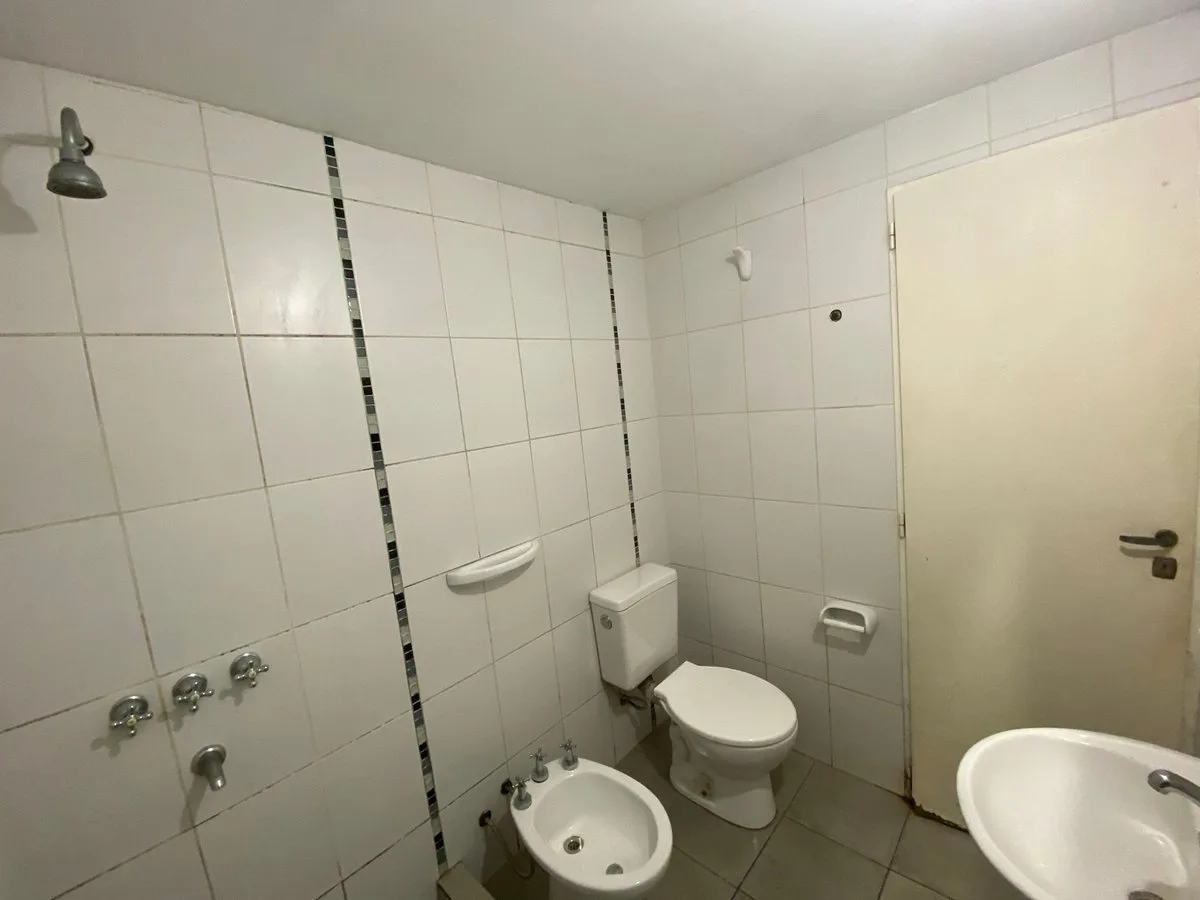 VENTA MONOAMBIENTE MORON CENTRO APTO CREDITO foto 3
