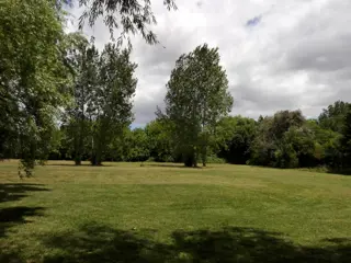 Terreno en venta en Parque Jularó foto 2