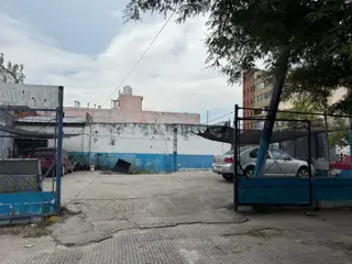 VENTA DE LOTE CON GALPON SOBRE AV ALEM foto 3