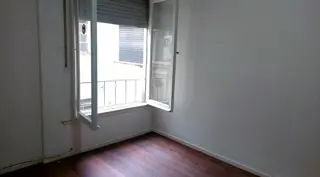 ALMAGRO - AMPLIO 3 AMBIENTES - PRIMER PISO POR ESCALERA foto 2