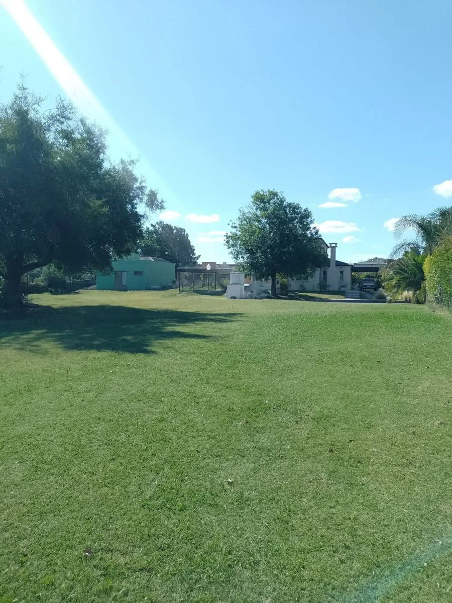 LOTE EN VENTA ESCRITURADO, "PILAR PLAZA" PILAR. foto 3