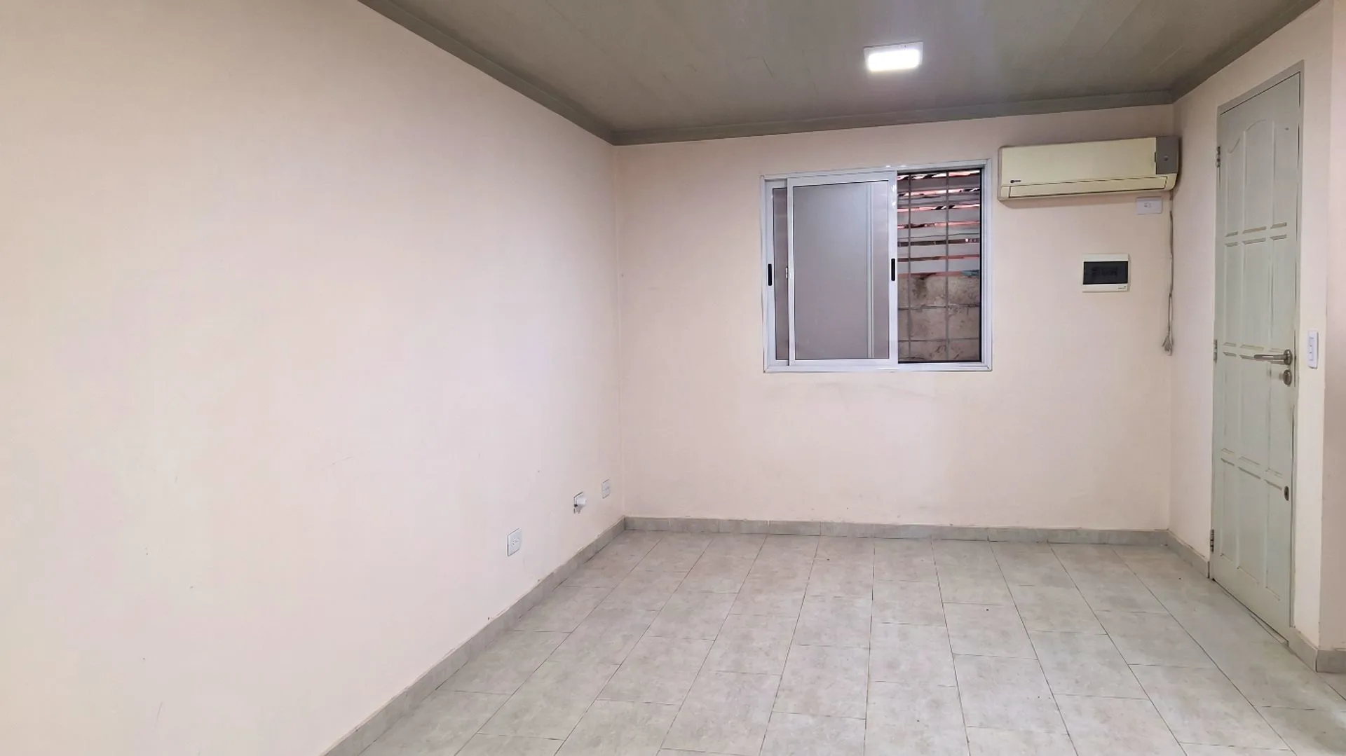 VENTA DEPARTAMENTO 1 DORM BARRIO SUR foto 3