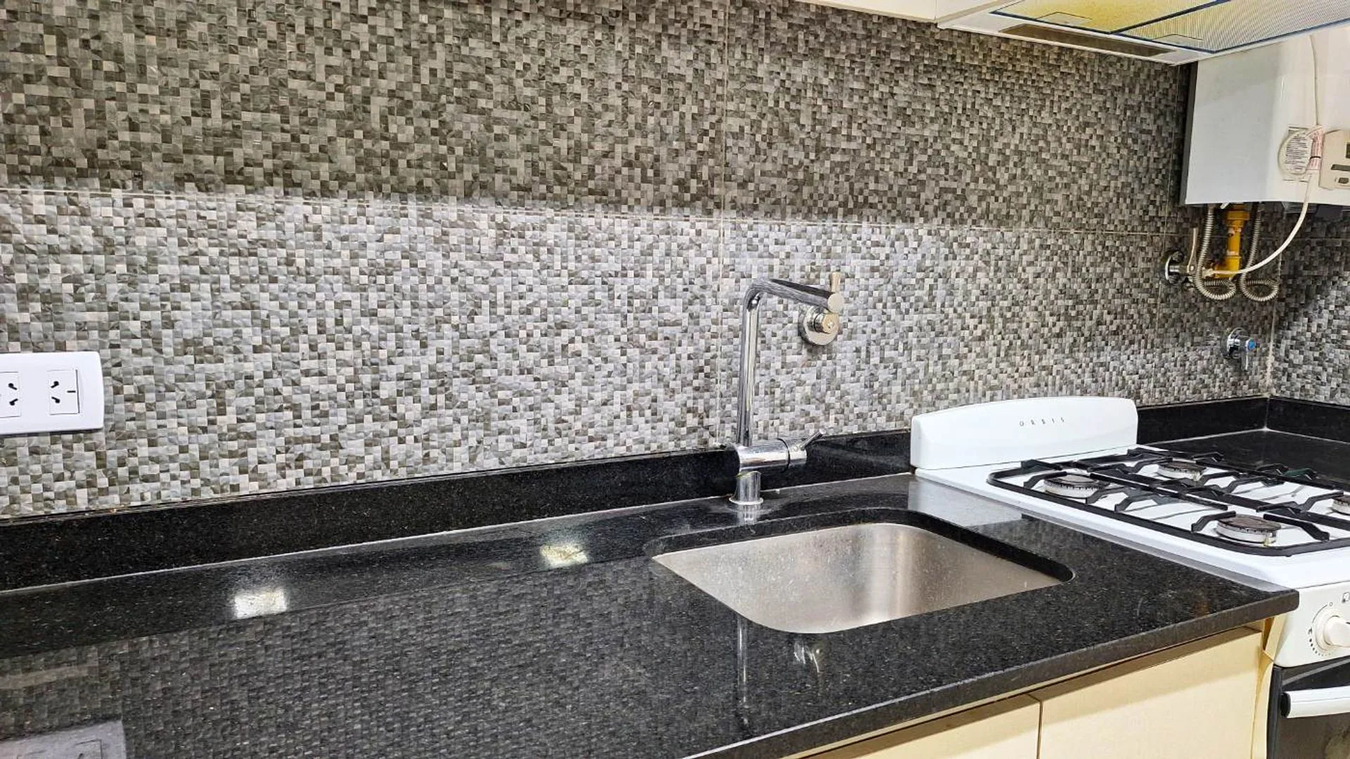 VENTA DEPARTAMENTO 1 DORM BARRIO SUR foto 4