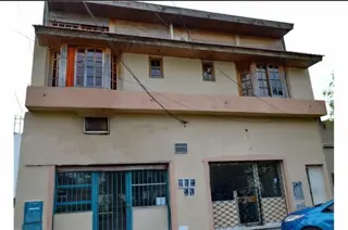 Duplex 3 ambientes, 2 baños, patio, parrilla. A 50mts UNAHUR - MUY BUENO foto 4