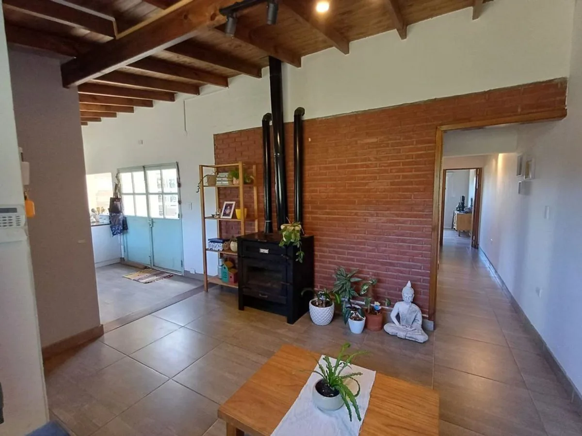 VENTA CASA 3 AMB. PLAYA LOS LOBOS APTA CREDITO foto 2