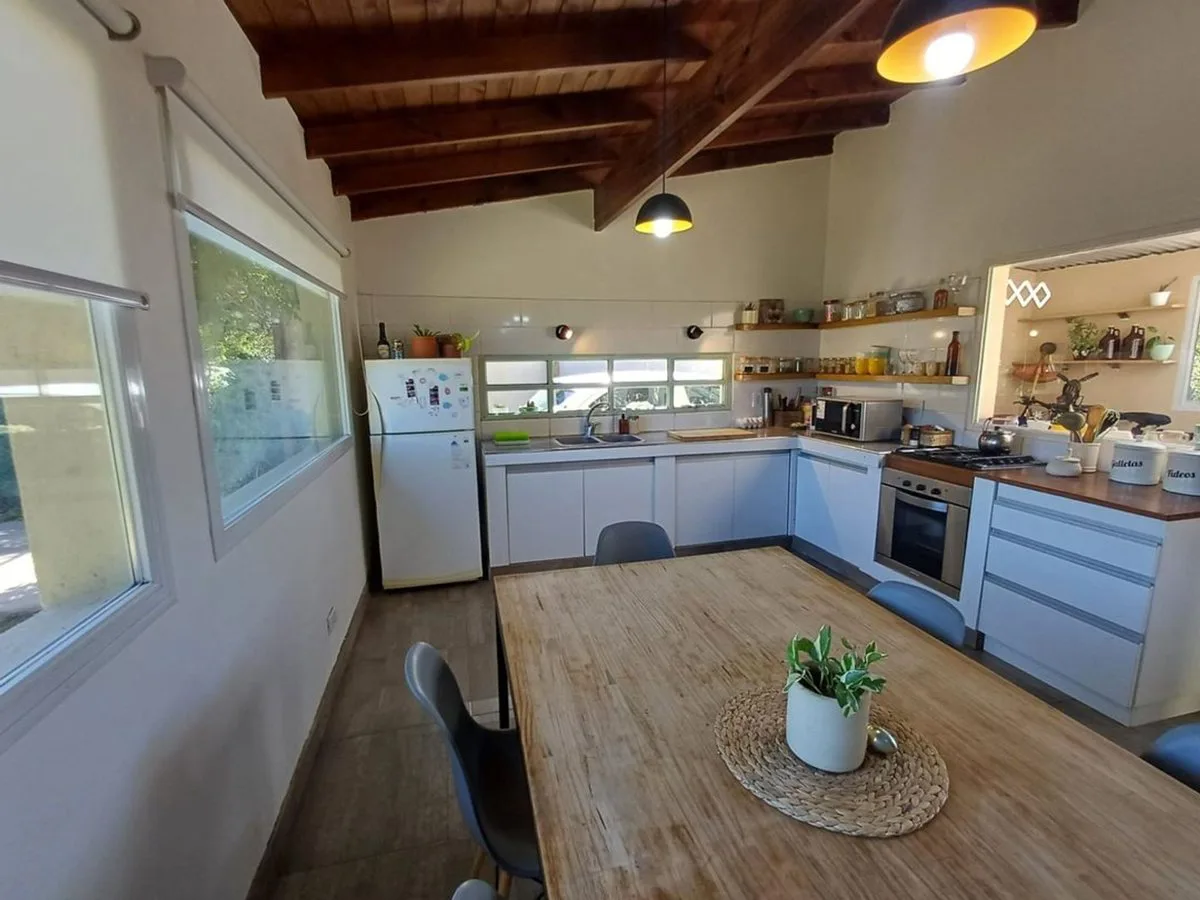 VENTA CASA 3 AMB. PLAYA LOS LOBOS APTA CREDITO foto 4