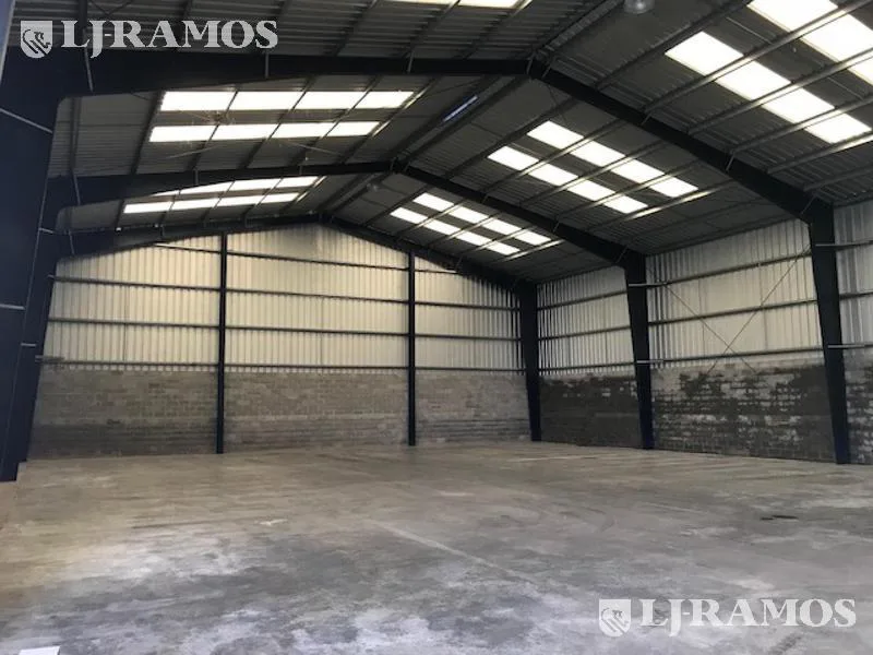 Depósito en Alquiler en Zárate foto 4