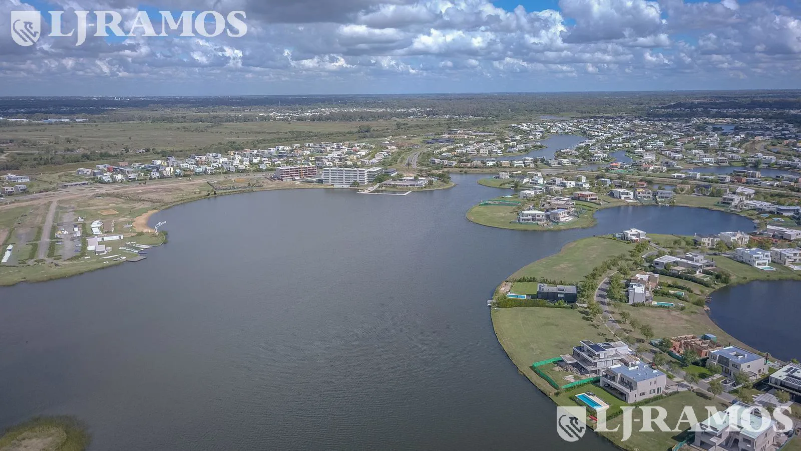 Terreno al lago en venta en el Barrio Muelles, Puertos / Escobar foto 5