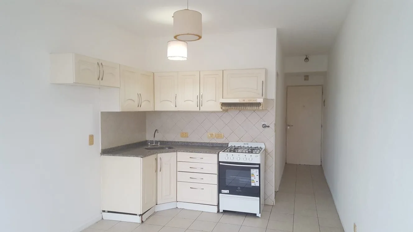 $400.000 ALQ Monoambiente en Edif. IBIZA I foto 2