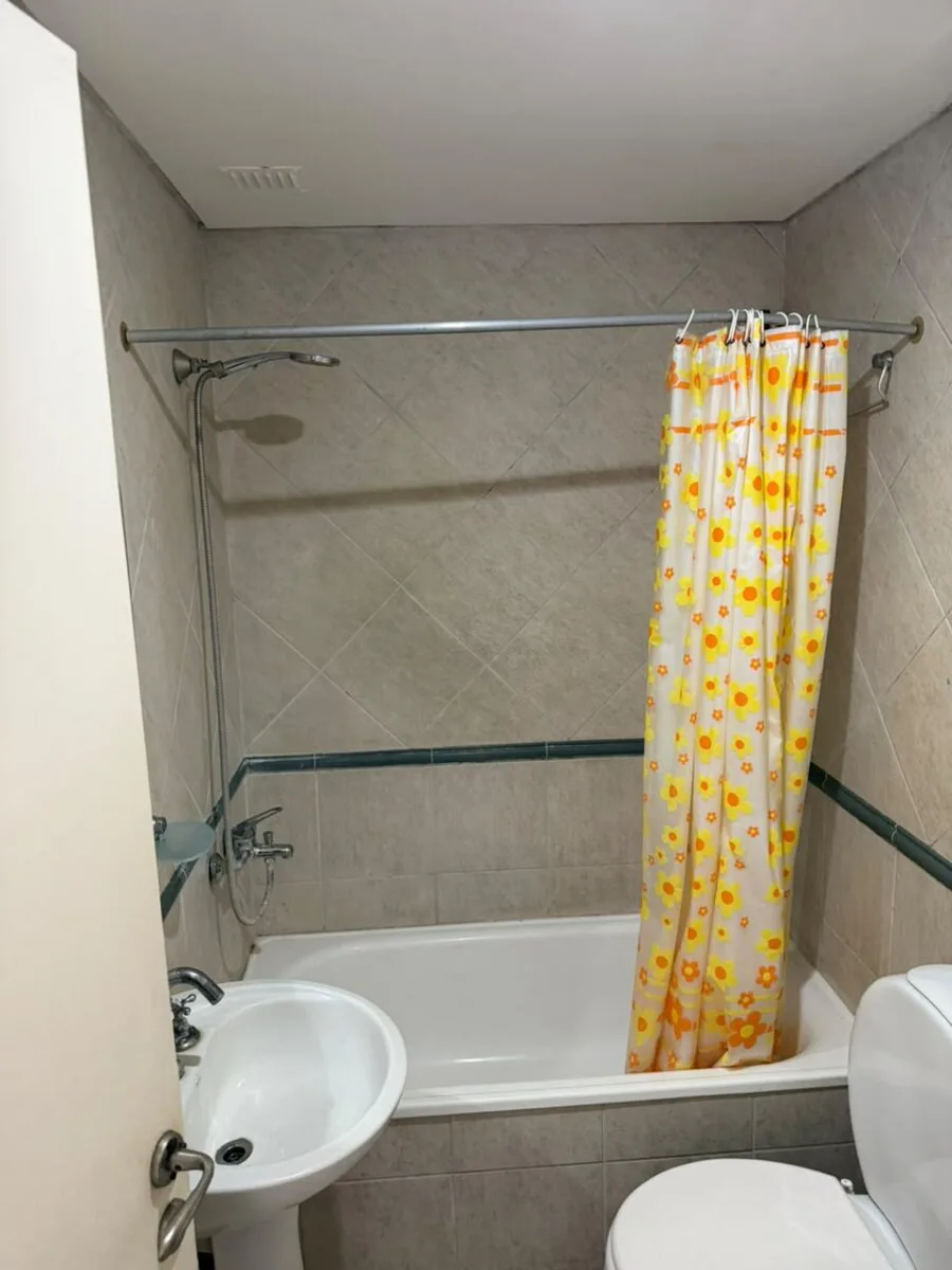 $400.000 ALQ Monoambiente en Edif. IBIZA I foto 3