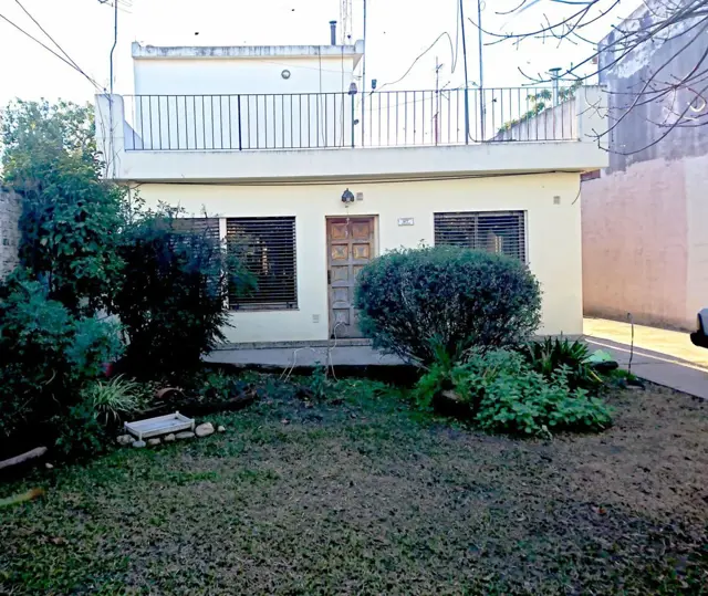 Casa 4 Ambientes  Ituzaingó Norte