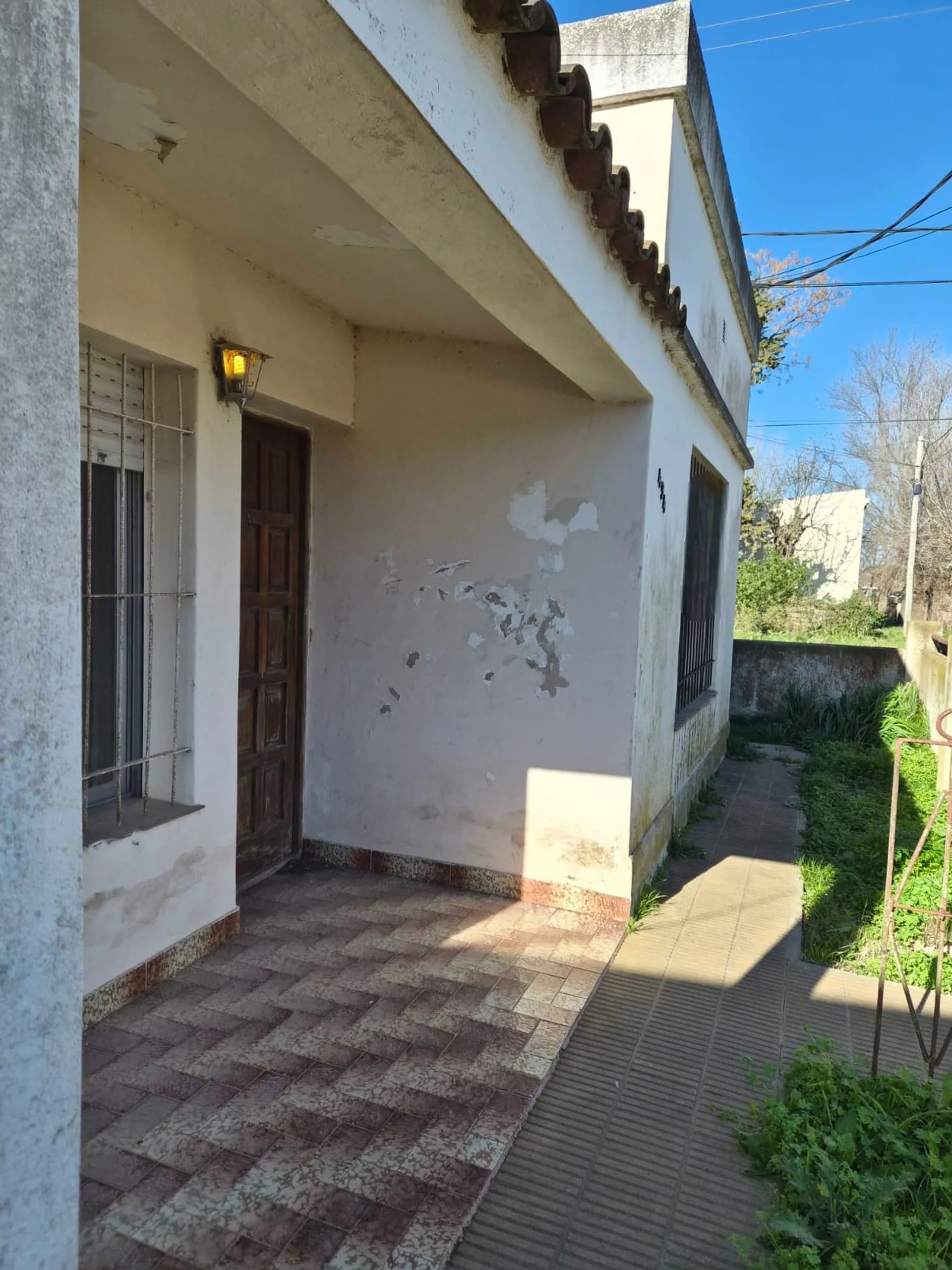 VENTA CASA GRAL LAS HERAS AMPLIO LOTE foto 3