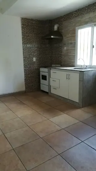 DEPARTAMENTO 3 AMB. CON COCHERA SIN EXPENSAS COMPLEJO CON PISCINA Y PARRILLAS foto 3
