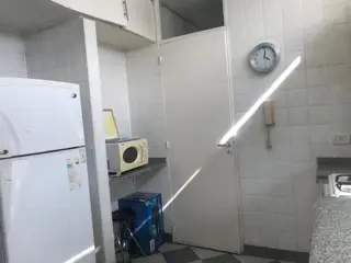 4 Ambientes - Excelente Ubicación y Distribución - Alquiler Temporario Sin Garantía. foto 2